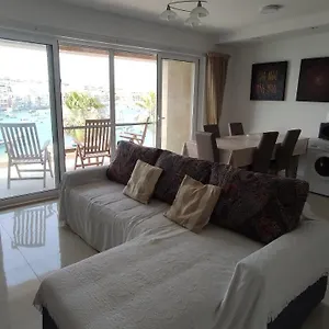 Aquamarine Sea Front - Third Floor , Marsaskala Málta
